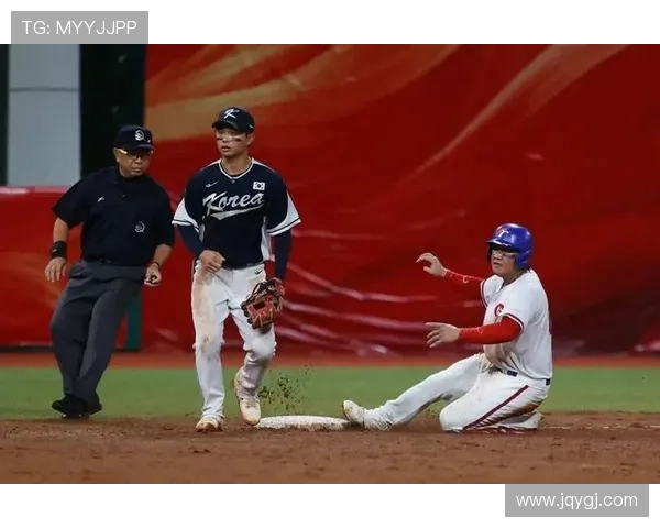 中国男篮力克菲律宾晋级亚洲杯四强 范斌带队表现亮眼