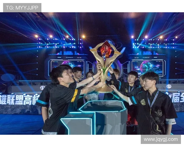 全球总决赛爆冷强队接连出局黑马战队逆袭引发电竞圈热议 全球总决赛爆冷强队接连出局黑马战队逆袭引发电竞圈热议