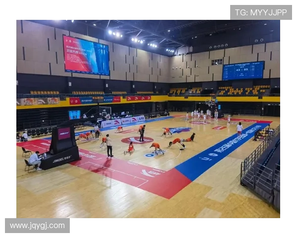 中国篮球联赛迎来新赛季 强队激战揭幕战精彩纷呈