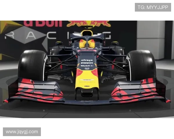 F1赛季激烈竞争再升温 红牛车队与梅赛德斯争夺世界冠军荣誉