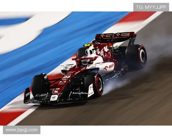 F1赛季精彩回顾:顶尖车手角逐冠军宝座 新技术革新引领未来赛道 F1赛季精彩回顾:顶尖车手角逐冠军宝座 新技术革新引领未来赛道