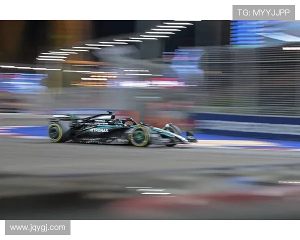 F1赛事最新动态解析：车队调整、车手表现与未来发展趋势全面盘点