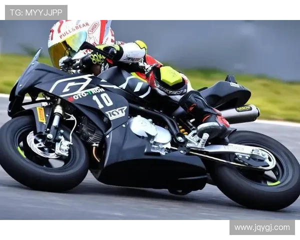 摩托GP赛季激战升级 车手争夺战愈加白热化 新赛道与技术革新引关注