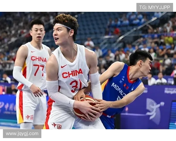 中国男篮新周期首战告捷年轻阵容展现拼搏精神与希望未来征程值得期待
