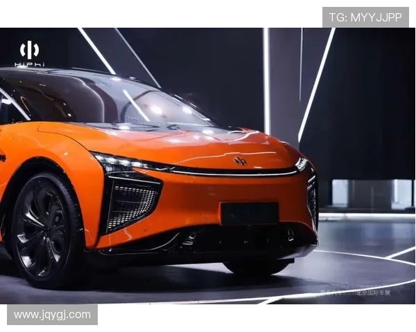 聚焦MotoGP赛场风云新赛季争冠格局与车手动向解析前瞻 聚焦MotoGP赛场风云新赛季争冠格局与车手动向解析前瞻